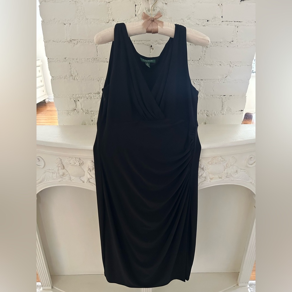 Lauren Ralph Lauren Black Ruched Midi Sheath Dress 
Size: 10 
NWT